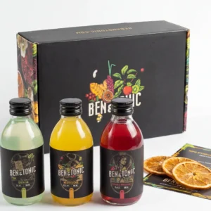 שלושה קוקטיילים אישיים בנפח 200 מ"ל כל אחד, מארז מעולה לטעימה.