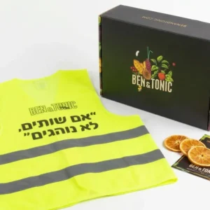 אפוד זוהר לרכב